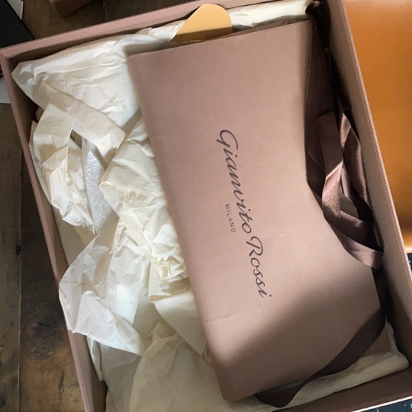 Gianvito Rossi Nappa Leather Levy Ankle Boot - Picture 9 of 11